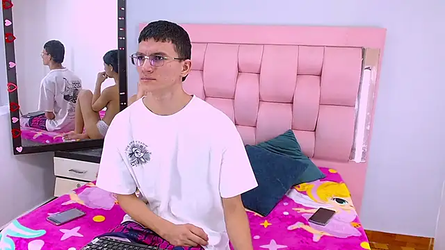 Sophi and Jack online show from 18, 2, 2026