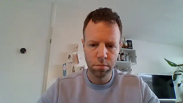 Vector1982 online show from 8, 1, 2026