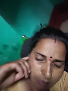 Snapshot of Reena_lodha chatting on 7, 6, 2026 Reena lodha online show from 7, 6, 2026