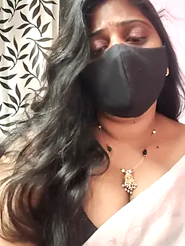 Snapshot of suma_telugu1 chatting on 6, 8, 2026 suma telugu1 online show from 6, 8, 2026
