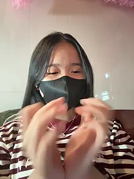 Gwen879 online show from 13, 1, 2026