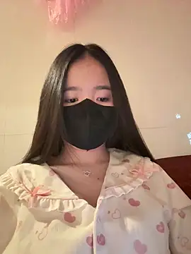 Gwen879 online show from 8, 2, 2026