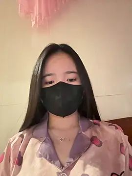 Gwen879 online show from 18, 3, 2026