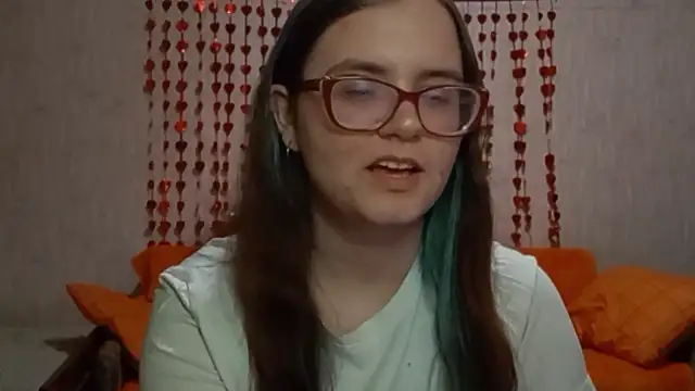 Miyabeee online show from 12, 2, 2026