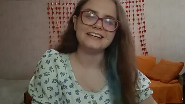 Snapshot of Miyabeee chatting on 16, 7, 2026 Miyabeee online show from 16, 7, 2026