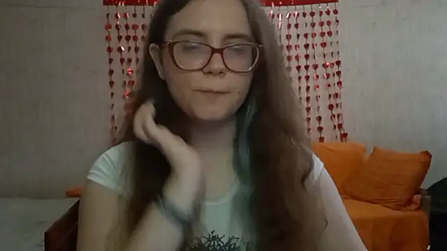Snapshot of Miyabeee chatting on 23, 7, 2026 Miyabeee online show from 23, 7, 2026