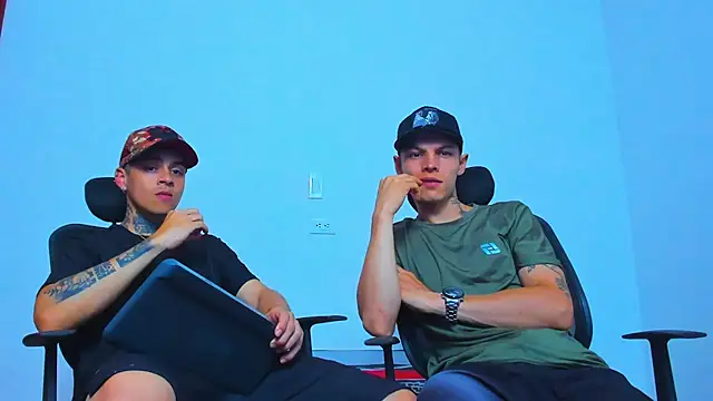 Snapshot of Thomas-Wil chatting on 14, 3, 2026 Thomas-Wil online show from 14, 3, 2026