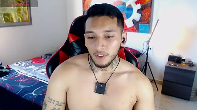 EvanVelvet online show from 25, 2, 2026