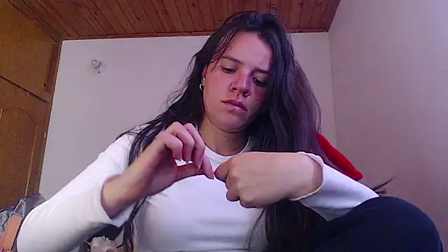 Shanel Lozano online show from 6, 7, 2026