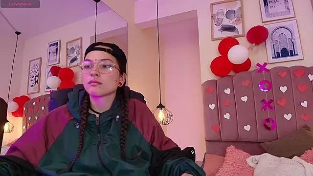 Hanabie  online show from 17, 2, 2026