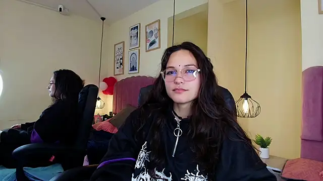 Hanabie  online show from 27, 2, 2026