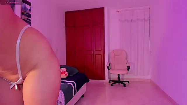 Snapshot of rosse_taylorx1 chatting on 28, 2, 2026 rosse taylorx1 online show from 28, 2, 2026