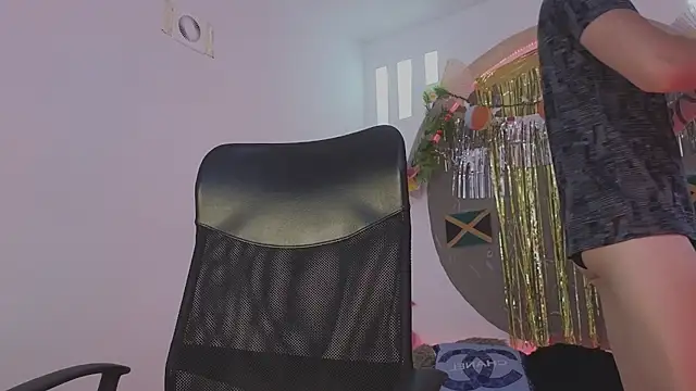 Apolo lux1 online show from 16, 4, 2026