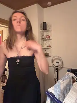 Snapshot of Marina_und_Jayden chatting on 7, 2, 2026 Marina und Jayden online show from 7, 2, 2026