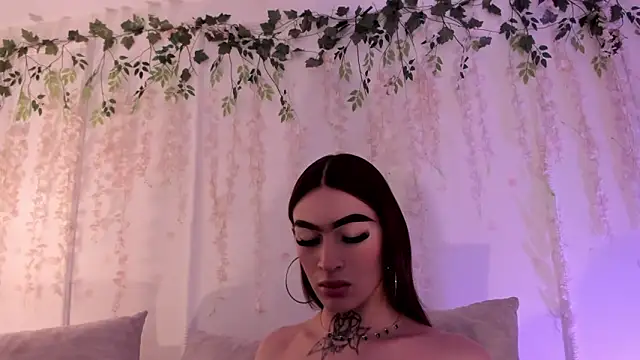 lizz lunna online show from 2, 3, 2026