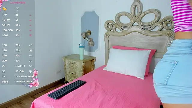 paulina lux online show from 19, 3, 2026