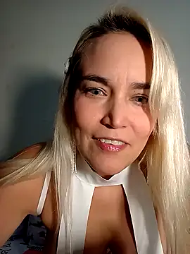 Allezzafox online show from 12, 1, 2026