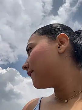 Carita traviesa4 online show from 21, 4, 2026