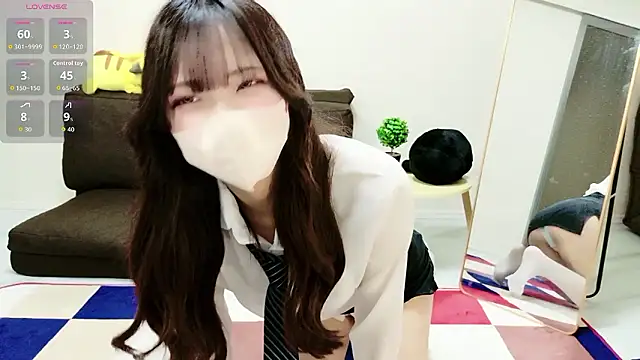 Snapshot of Nanamin- chatting on 9, 6, 2026 Nanamin- online show from 9, 6, 2026