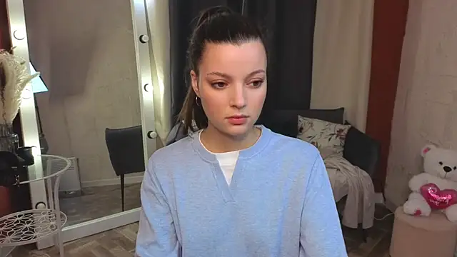 KitKatie online show from 8, 2, 2026