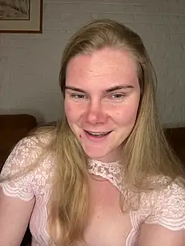 SexyBlondJoanna online show from 4, 3, 2026