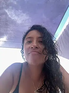 Laura Miller1 online show from 20, 4, 2026