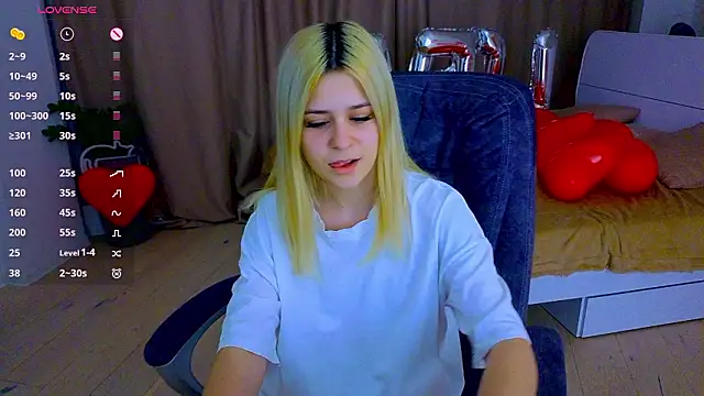 ApheliaStar online show from 10, 2, 2026