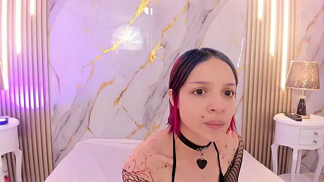 LaxiZoe online show from 11, 2, 2026