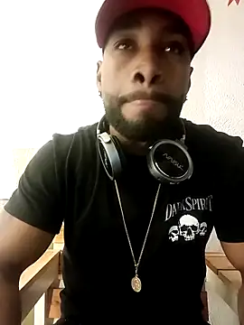 Snapshot of Dante_Knox chatting on 7, 5, 2026 Dante Knox online show from 7, 5, 2026