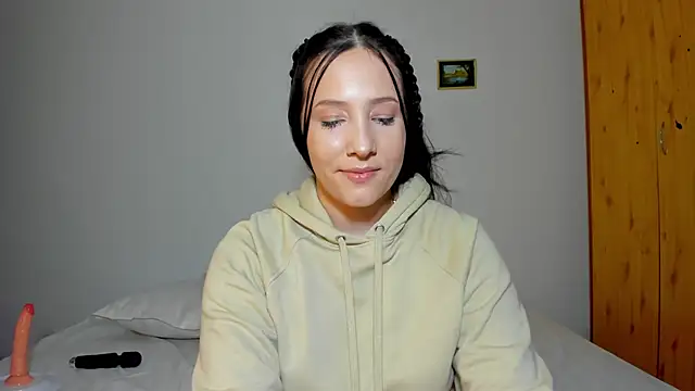 Angell-Sky online show from 6, 3, 2026