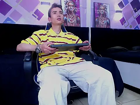 Iam Smith  online show from 6, 2, 2026