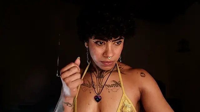 Canela Osada  online show from 3, 2, 2026