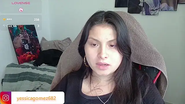 yessica gomez01 online show from 15, 2, 2026