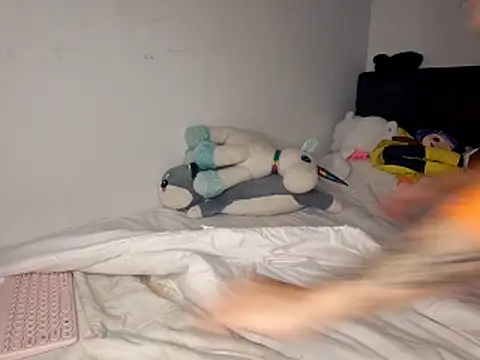 Yumicoco  online show from 3, 2, 2026