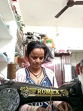 kiiuu sexe online show from 2, 2, 2026