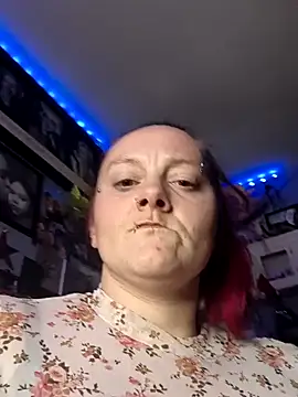 Snapshot of DisireAfterDark chatting on 8, 2, 2026 DisireAfterDark online show from 8, 2, 2026