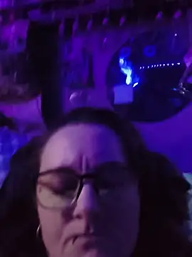 Snapshot of DisireAfterDark chatting on 5, 3, 2026 DisireAfterDark online show from 5, 3, 2026