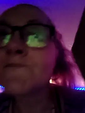 Snapshot of DisireAfterDark chatting on 5, 3, 2026 DisireAfterDark online show from 5, 3, 2026