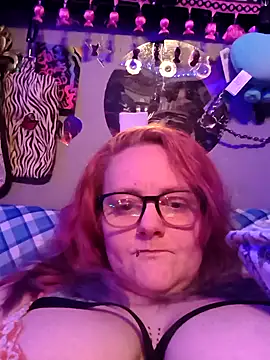 Snapshot of DisireAfterDark chatting on 8, 3, 2026 DisireAfterDark online show from 8, 3, 2026