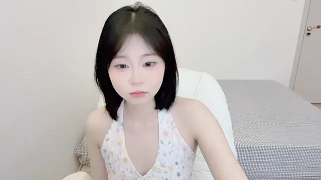 Snapshot of Onefiona chatting on 17, 6, 2026 Onefiona online show from 17, 6, 2026