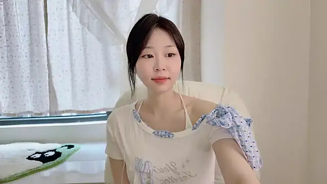 Snapshot of Onefiona chatting on 22, 7, 2026 Onefiona online show from 22, 7, 2026