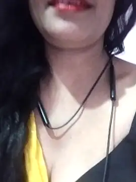 Snapshot of Zaara101 chatting on 12, 6, 2026 Zaara101 online show from 12, 6, 2026