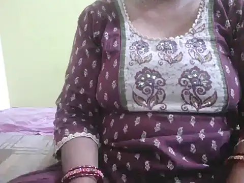 Snapshot of mohini_bhabhi chatting on 14, 5, 2026 mohini bhabhi online show from 14, 5, 2026