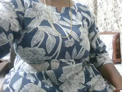 Snapshot of mohini_bhabhi chatting on 28, 7, 2026 mohini bhabhi online show from 28, 7, 2026