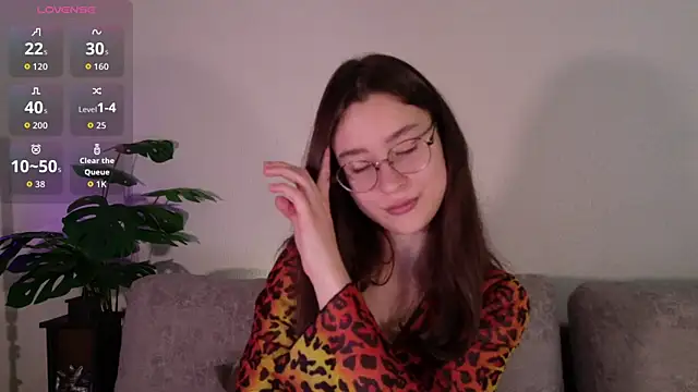 Snapshot of classy____ chatting on 4, 7, 2026 classy online show from 4, 7, 2026