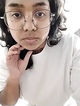 Snapshot of therealsun8 chatting on 11, 2, 2026 therealsun8 online show from 11, 2, 2026