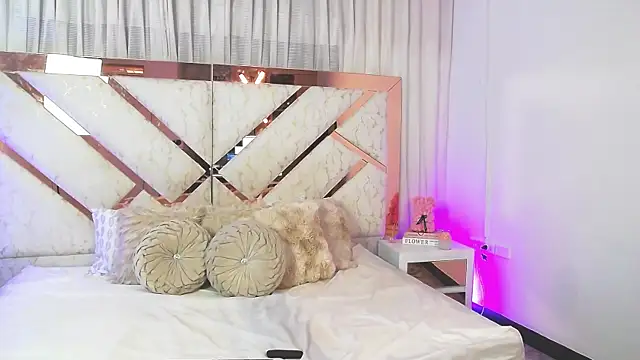 JuliKeita online show from 14, 1, 2026