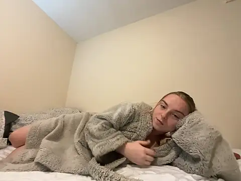 Bayleighjohnson18 online show from 14, 1, 2026