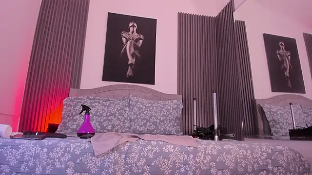 Naia-Nore online show from 28, 2, 2026