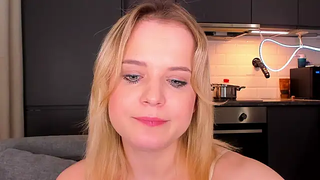 JessicaBeverly  online show from 25, 4, 2026